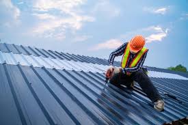 Best Emergency Roof Repair Services  in Islandia, NY